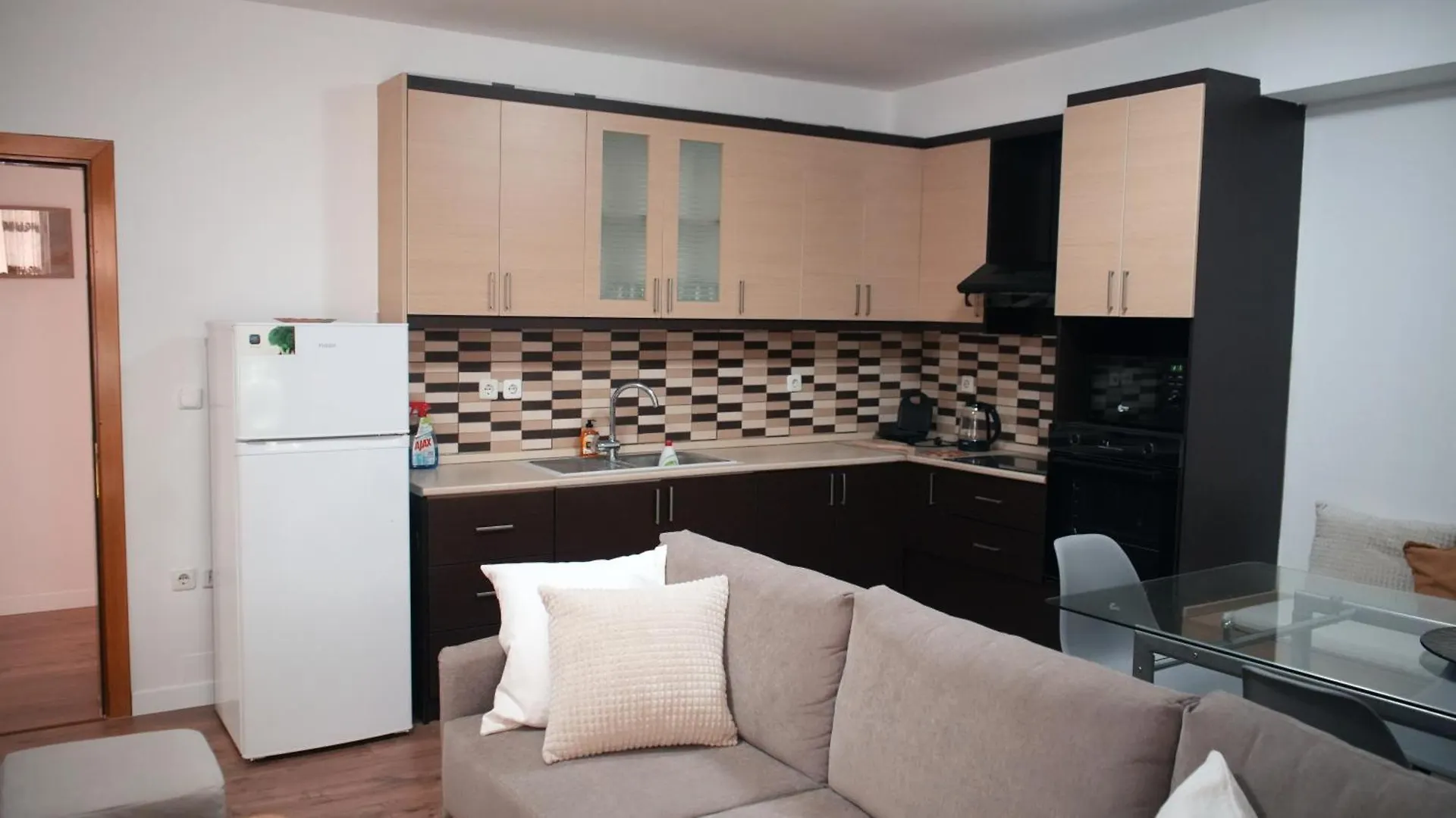 Melek Luxury Apartment Unit 16 Gjirokaster Albania