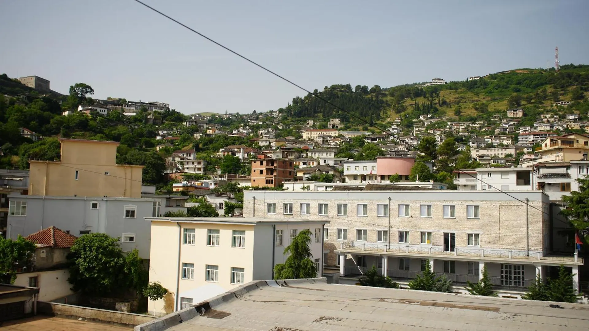 Melek Luxury Apartment Unit 16 Gjirokaster