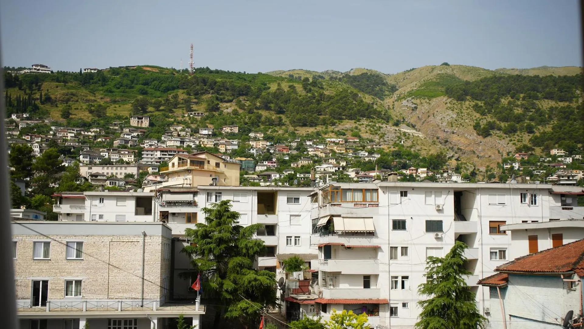 Melek Luxury Apartment Unit 16 Gjirokaster